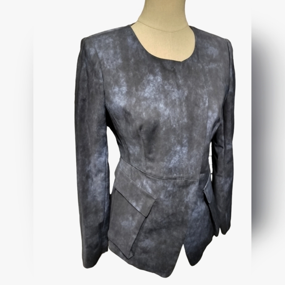 (1642) Dkny Collarless Split Front Patch Flap Poc… - image 3